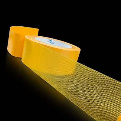 Dwustronna taśma klejąca do wykładzin podłogowych o dużej wytrzymałości do mocowania dywanów i mat